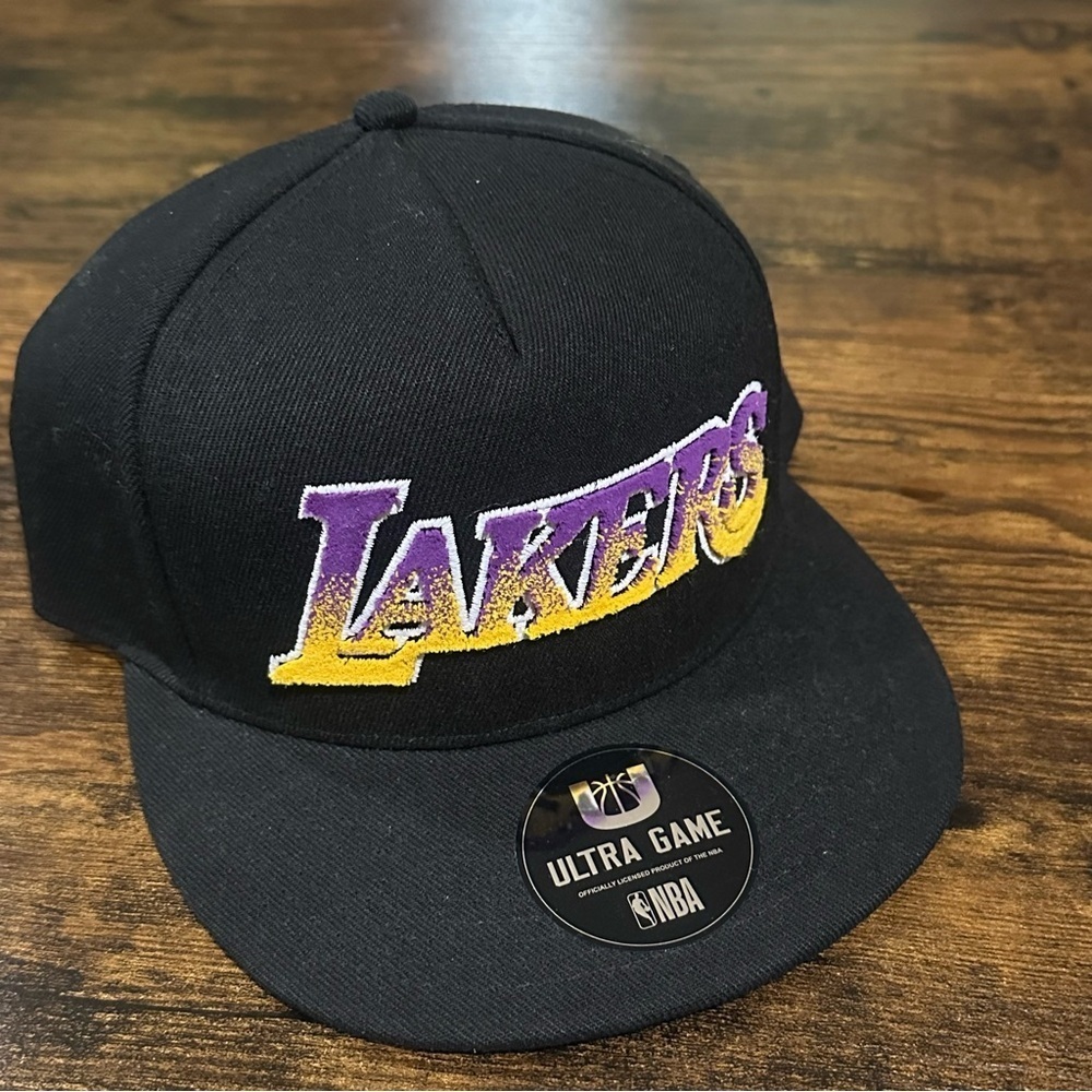 NWT Ultra Game LA Lakers OSFM Hat